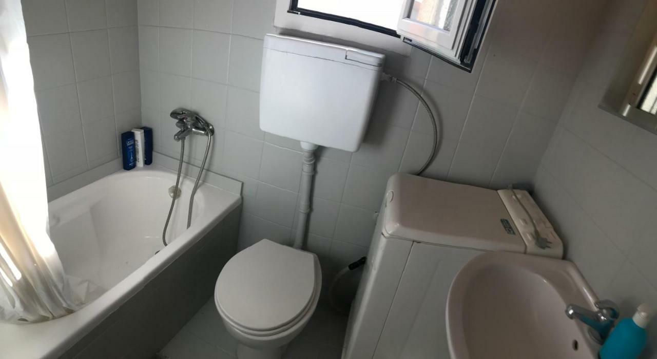 Wooden Ceiling Apartment - Close To City Center Κανάλι Εξωτερικό φωτογραφία